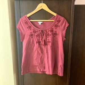 American Eagle pink size medium peasant style top.